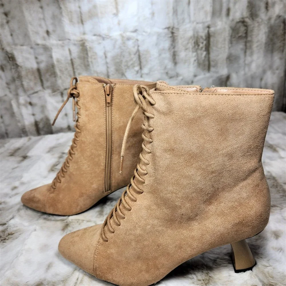 ☆ Adorable Nude Suede 2" Gold Chunky Heel Ankle Bootie - Picture 1 of 7